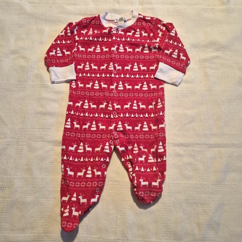 Kissy Kissy unisex 6-9 months deer and tree footie pajama set, snap closure EUC